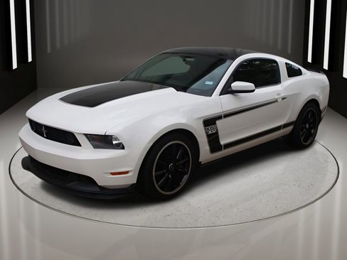 Used 2012 Ford Mustang Boss 302 w/ Boss 302 Accessory Pkg image 4