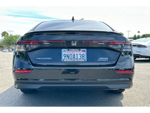 Used 2024 Honda Accord Sport image 4