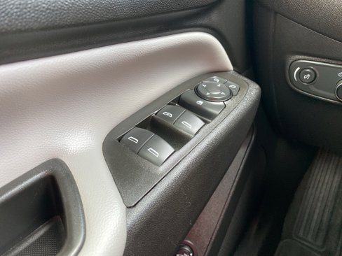 Used 2022 Chevrolet Equinox LT image 33