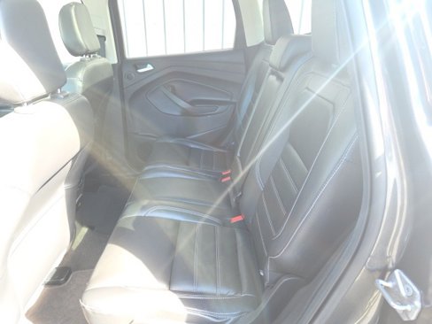 Used 2018 Ford Escape Titanium w/ Ford Safe & Smart Package image 23