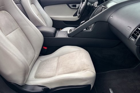 Used 2016 Jaguar F-TYPE Convertible image 21