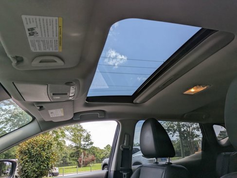 Used 2022 Nissan Rogue Sport SL image 18