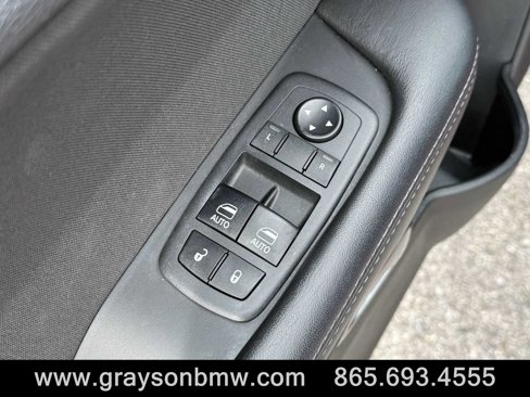 Used 2018 Dodge Challenger SXT w/ Blacktop Package image 15