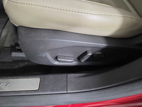 Used 2016 Ford Fusion Titanium image 21