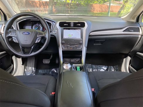 Used 2019 Ford Fusion SE image 22