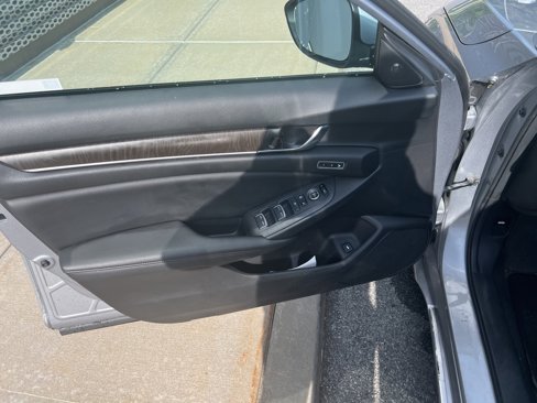 Used 2020 Honda Accord EX-L image 51