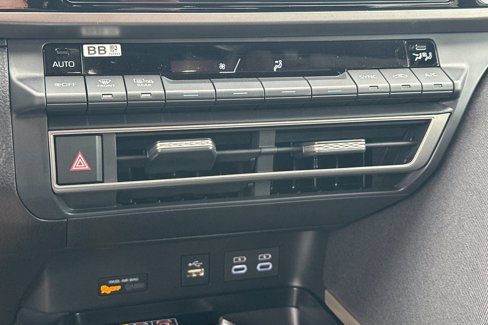 New 2025 Toyota Camry LE image 17