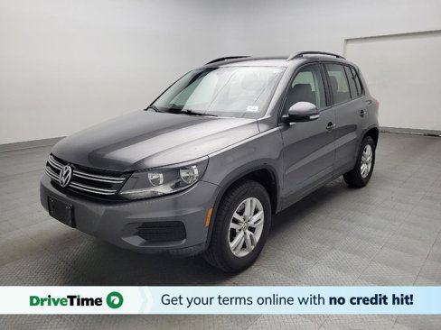 Used 2016 Volkswagen Tiguan S image 1