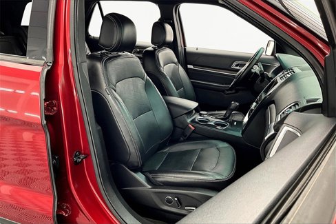 Used 2016 Ford Explorer Limited image 7