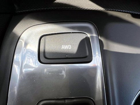 Used 2020 Chevrolet Equinox LT image 31