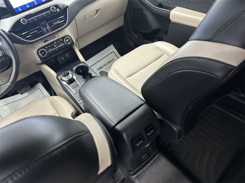 Used 2020 Ford Escape SEL image 21
