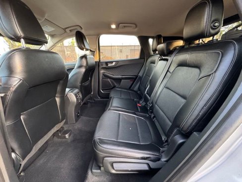 Used 2020 Ford Escape Titanium image 24