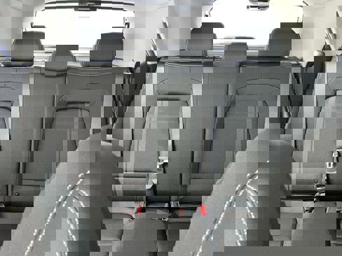 New 2025 Hyundai Venue SEL image 16