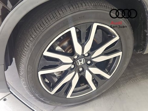Used 2019 Honda Pilot Touring image 10
