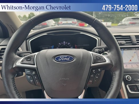 Used 2019 Ford Fusion SEL image 12