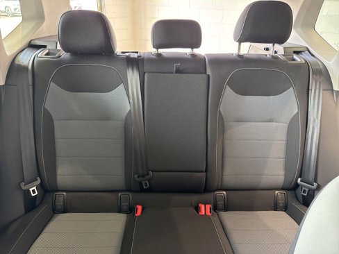 New 2025 Volkswagen Taos S image 15