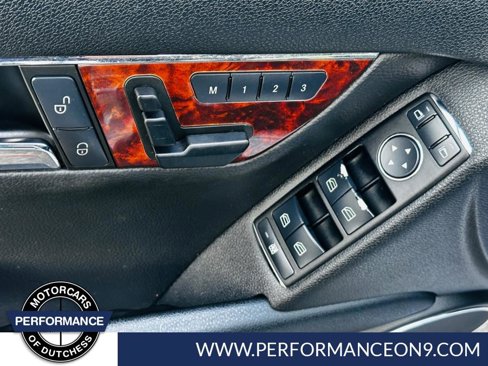 Used 2009 Mercedes-Benz C 300 Sport image 9