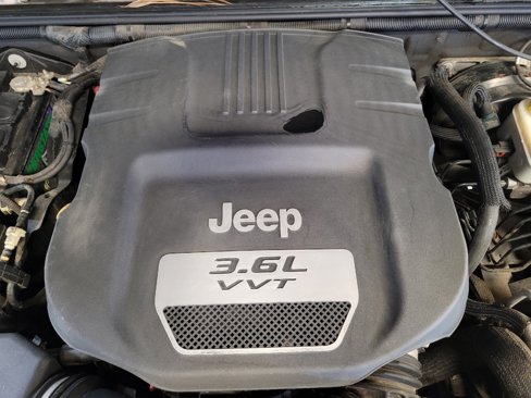Used 2013 Jeep Wrangler Sport image 30