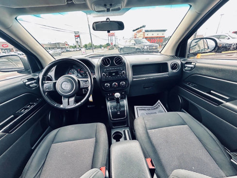 Used 2013 Jeep Compass Latitude w/ Sun/Sound Group image 23