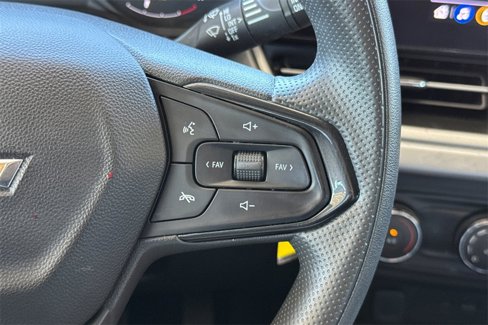 Used 2024 Chevrolet Trax LS w/ Driver Confidence Package image 31