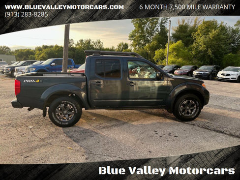 Used 2015 Nissan Frontier PRO-4X w/ Pro-4x Luxury Package image 3