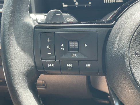 Used 2021 Nissan Rogue Platinum image 23