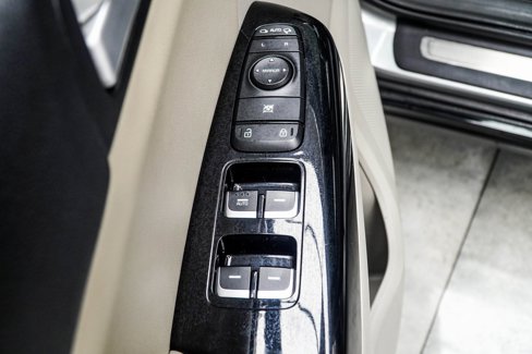 Used 2022 Kia Sportage Nightfall Edition w/ Nightfall Fwd Premium Package image 29