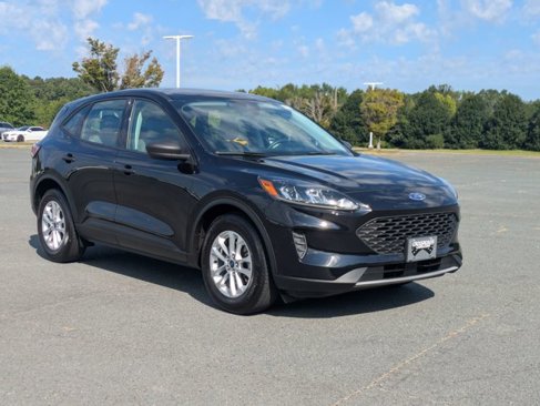 Certified 2022 Ford Escape S image 2