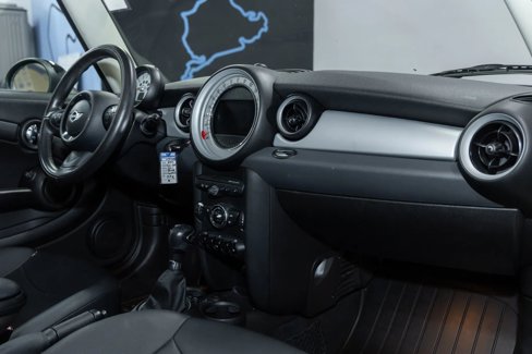 Used 2011 MINI Cooper Hardtop image 21