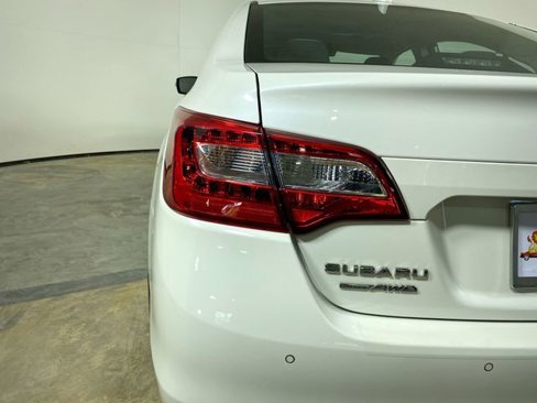 Used 2017 Subaru Legacy 2.5i Sport image 29