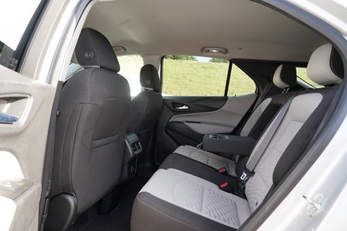 Used 2021 Chevrolet Equinox LT image 18
