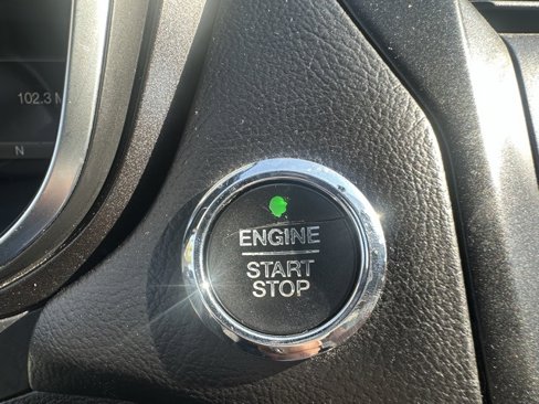 Used 2018 Ford Fusion Titanium image 15