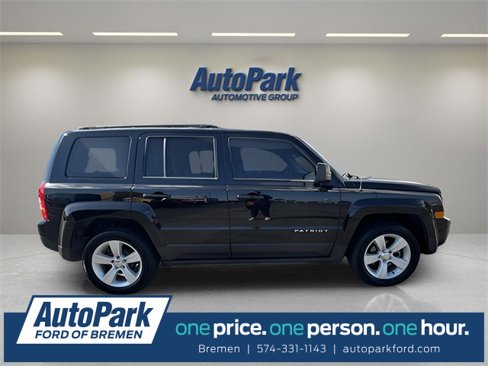 Used 2017 Jeep Patriot Latitude image 1