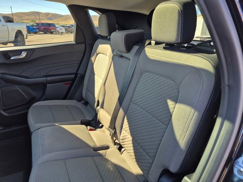 Used 2021 Ford Escape SE w/ SE Sport Appearance Package image 34