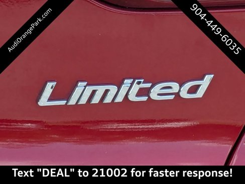 Used 2018 Hyundai Elantra Limited image 12