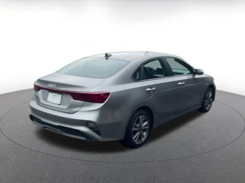 Used 2023 Kia Forte LXS image 10