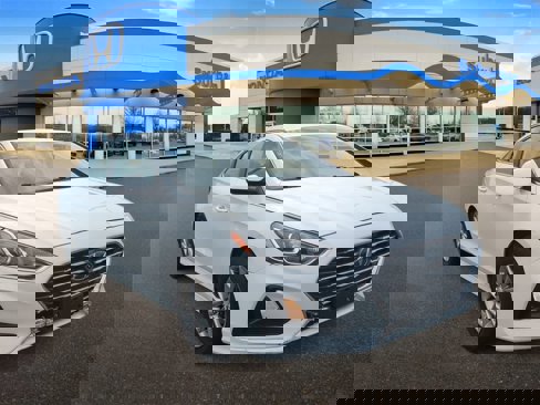 Used 2019 Hyundai Sonata SE image 2