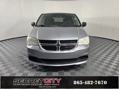 Used 2013 Dodge Grand Caravan SE image 2