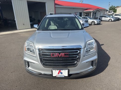 Used 2017 GMC Terrain SLT w/ Open Road Package image 8