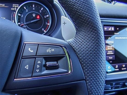 New 2023 Maserati Levante Modena image 7