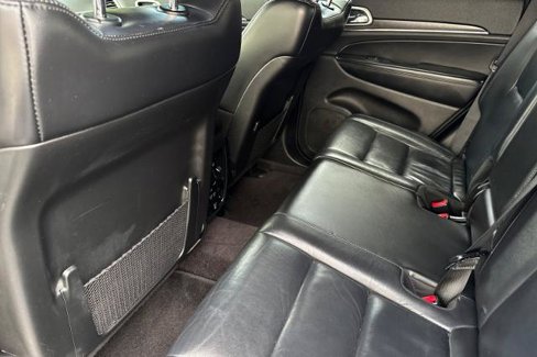 Used 2018 Jeep Grand Cherokee Limited image 14