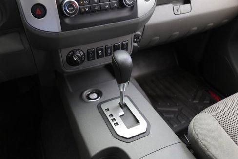 Used 2020 Nissan Frontier SV w/ Midnight Edition Floor Mats image 25