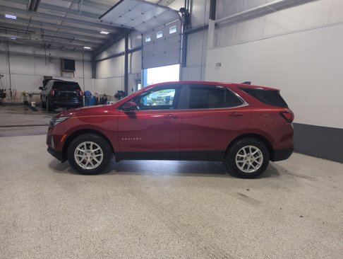 Used 2023 Chevrolet Equinox LT image 6