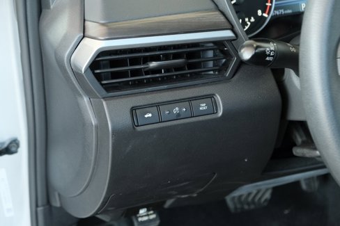 Used 2023 Nissan Altima 2.5 SV image 8