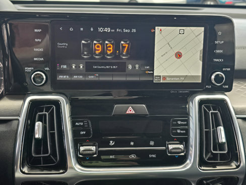 Used 2022 Kia Sorento SX image 10