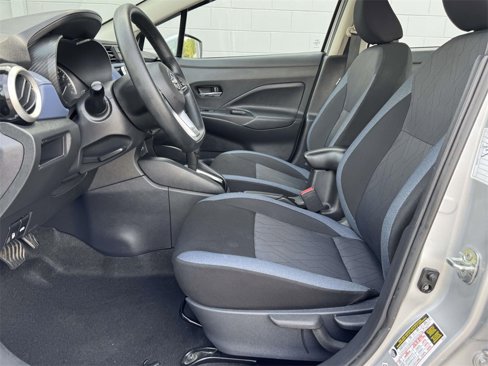 Used 2023 Nissan Versa SV image 19