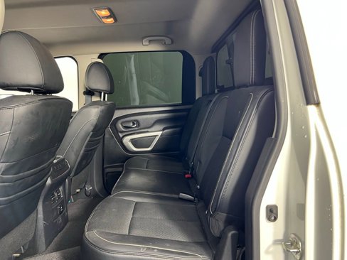 Used 2017 Nissan Titan PRO-4X image 23
