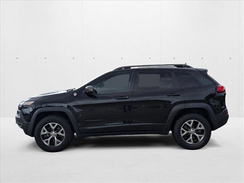 Used 2015 Jeep Cherokee Trailhawk w/ Comfort/Convenience Group image 9