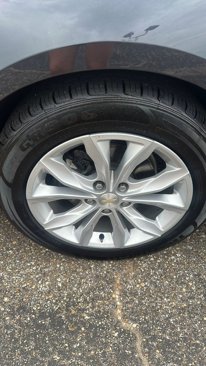 Used 2023 Chevrolet Malibu LT image 9