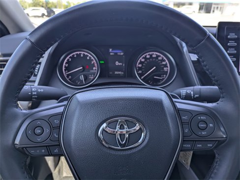 Used 2024 Toyota Camry SE image 28